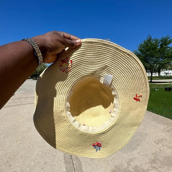 Floppy Brim Hat From Target - Picture 6 of 11